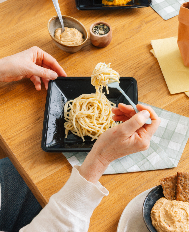 Spaghetti CACIO e PEPE